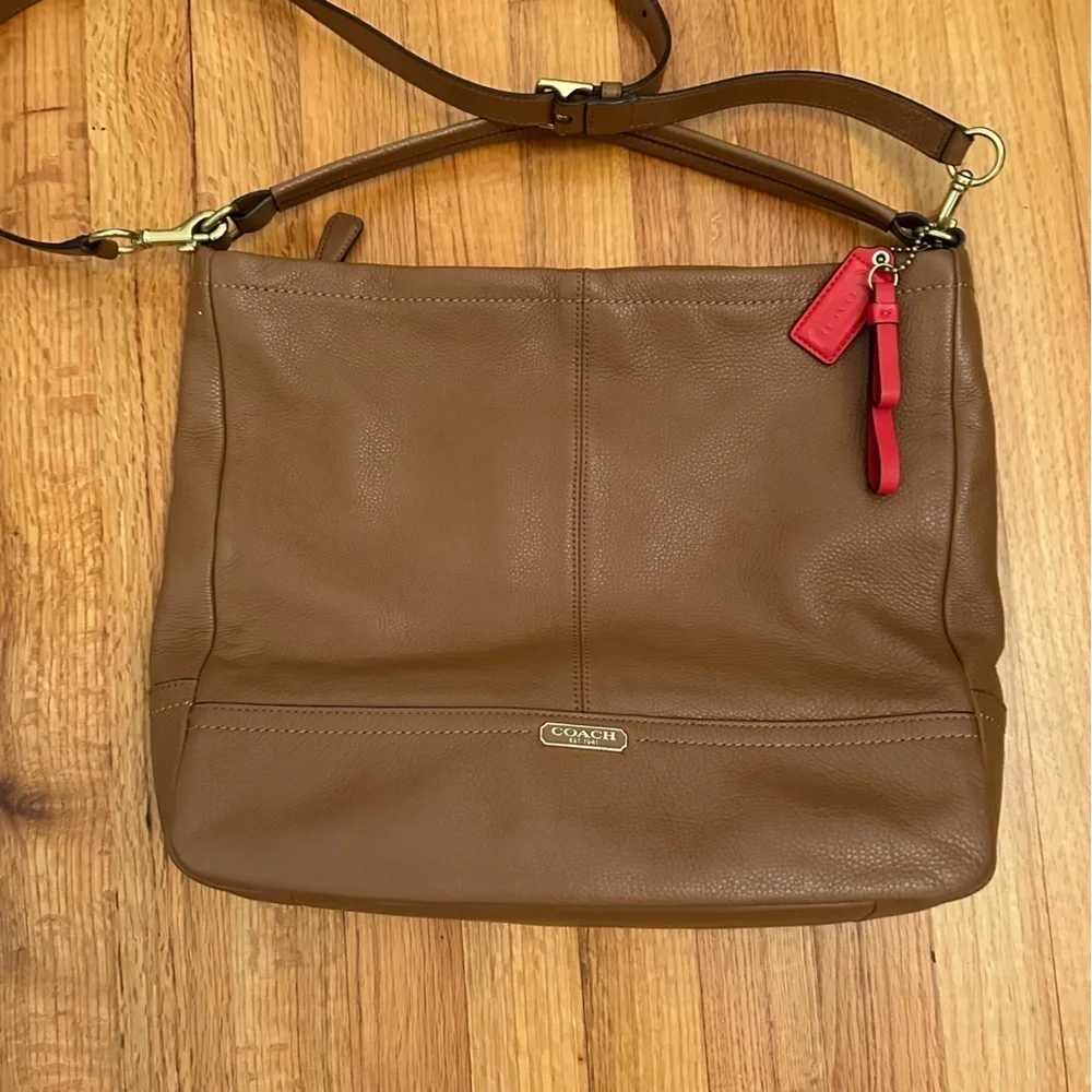 COACH PARK LEATHER HOBO (COACH F23293